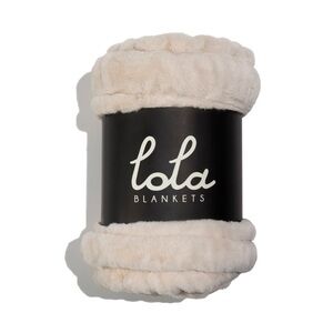 Brand New Sealed $299 Lola Blanket LARGE Antique Ivory